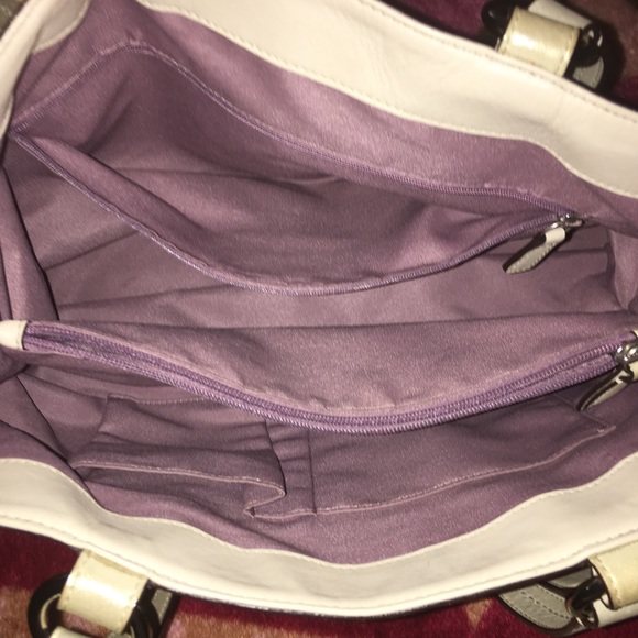 Coach purse - Picture 4 of 9